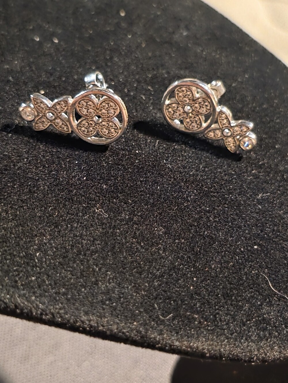 USED...LV Silver With Crystals Floral Drop Stud Earrings - Women Jewelry - Picture 3 of 9